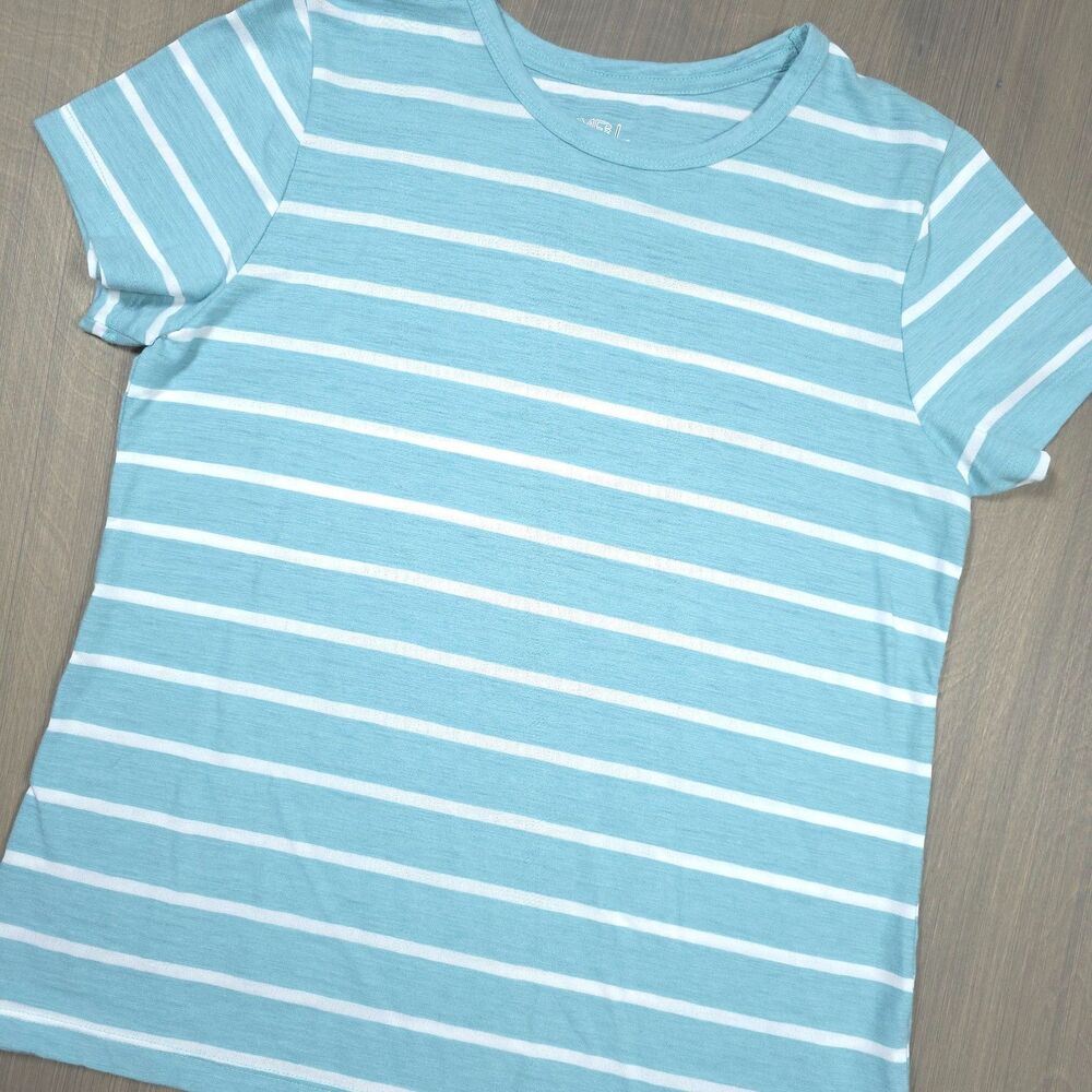 Time and Tru Striped Crew Neck Tee Blue White M